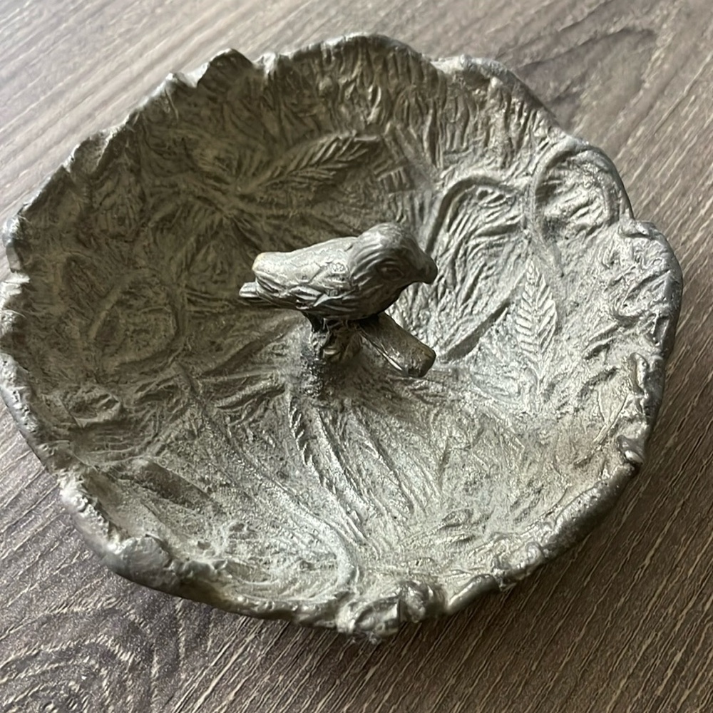 - ring holder